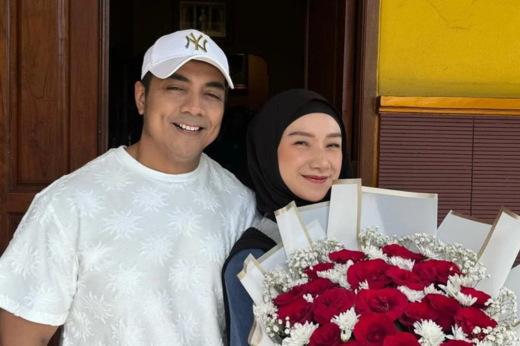 Profil Biodata Indri Giana, Istri Ustaz Riza Muhammad yang Murka Sang Suami Dibilang Penyuka Sesama Jenis!