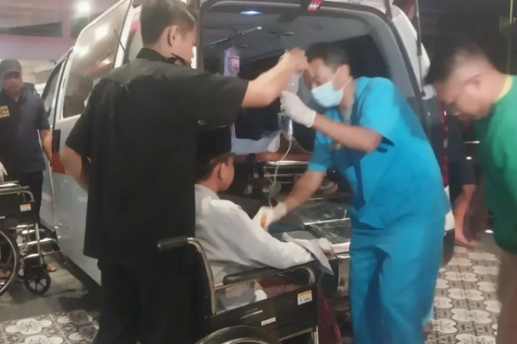 Lebih dari 500 Santri Pondok Pesantren Manbaul Hikam Keracunan MBG, Evakuasi Terus Berlanjut