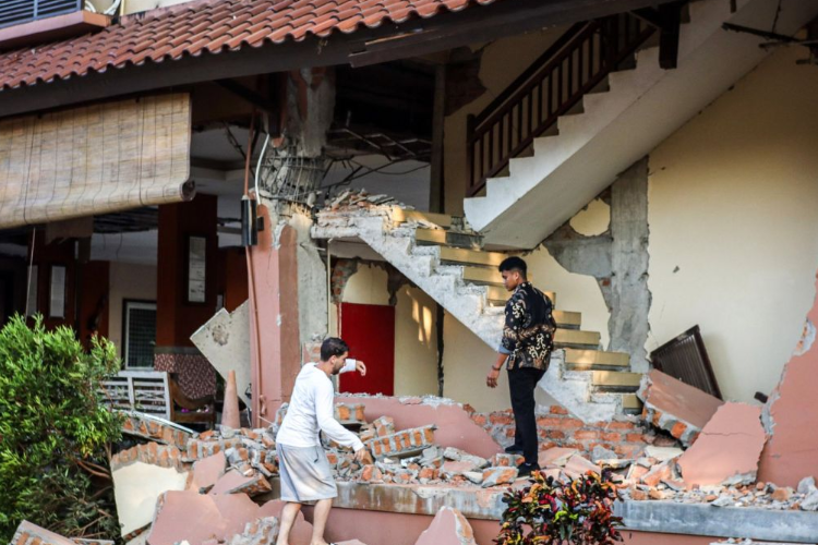 Penyebab Gempa M7,7 NTT: Aktivitas Sesar Balik Busur Belakang Flores, BMKG Sempat Himbau Siaga Tsunami