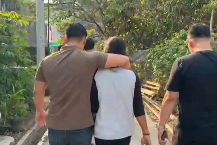 Viral Anak Disiksa Ayah di Purwakarta, Ibu Tiri Sebut Video Kekerasan Hanya Sandiwara Untuk Dapatkan Uang