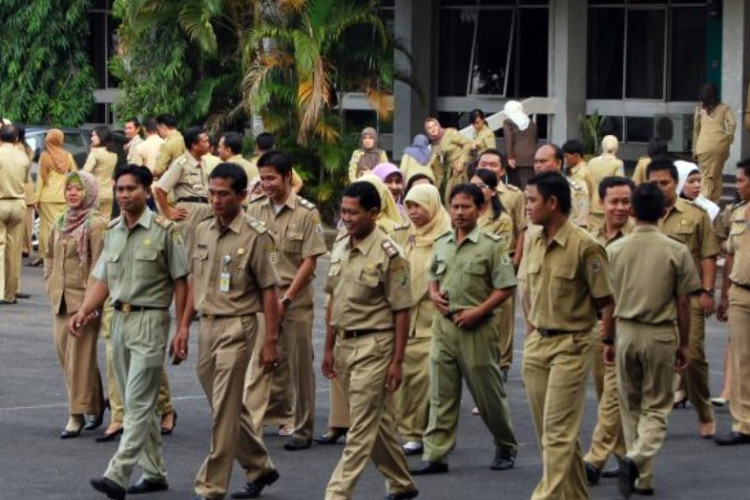 Guru PPPK Berpeluang Beralih Menjadi PNS Tahun 2027, Pemerintah dan DPR Capai Kesepakatan