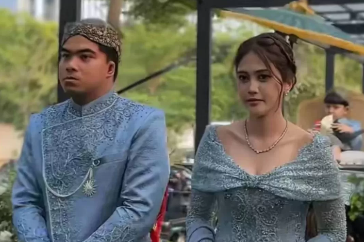Pacar Aryo Disa Wiratama Siapa? Hadiri Khitanan Anak Bareng Mantan Istri, Netizen Salfok Identitas Papa Ebra