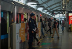 Update Daftar Rute yang Terdampak Demo, Kerumunan Massa di Jalur Palmerah Ganggu Perjalanan KRL