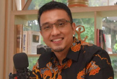 Profil Biodata Aiman Witjaksono, Presenter Berita Viral Usai Wawancara Melva Pardede saat Demo 27 Agustus 2026!
